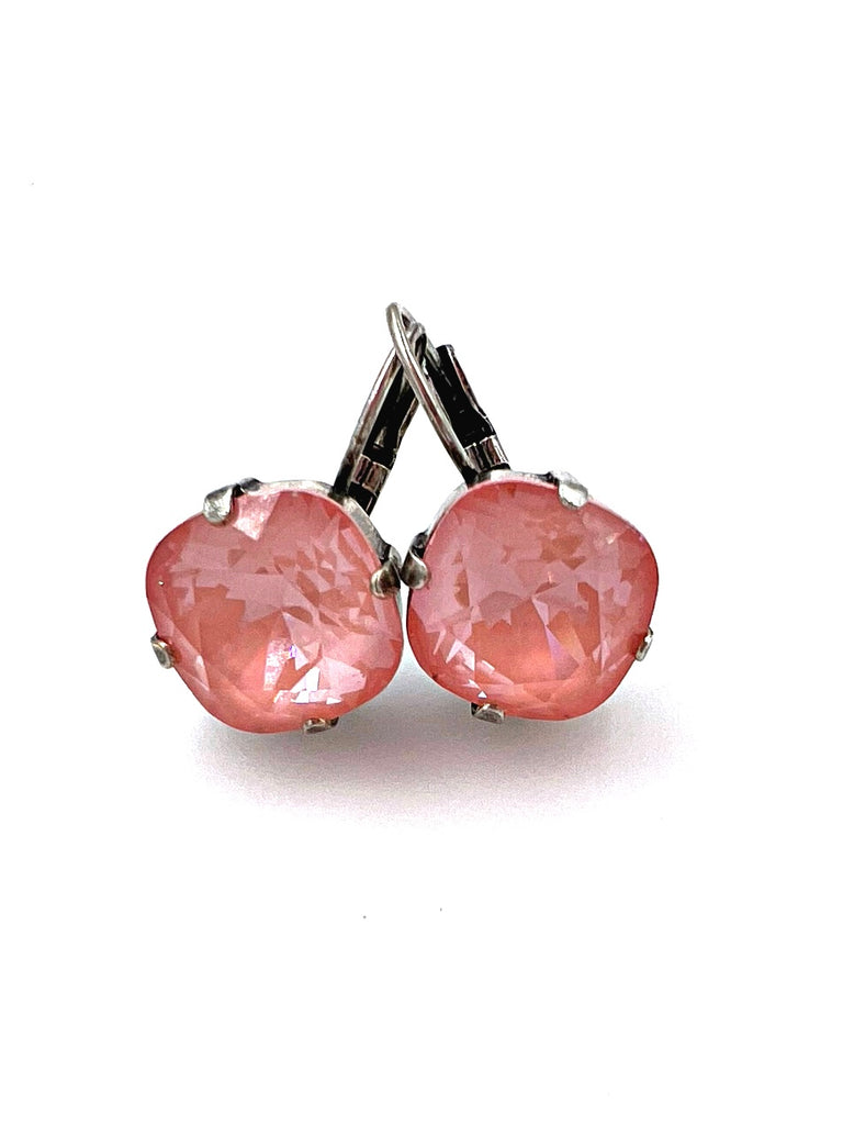 Queen Earrings - Rosy Cheeks