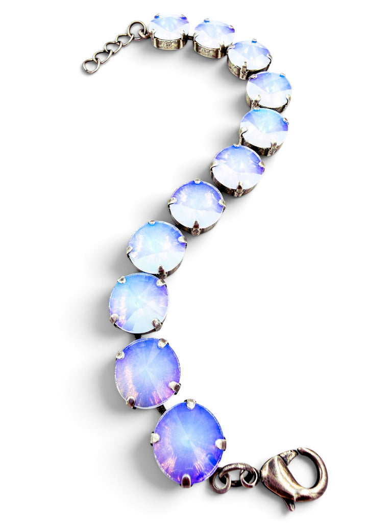 Bracelet – Rivoli Head in the Clouds