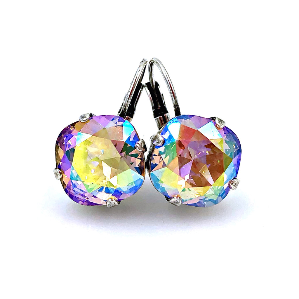 Queen Earrings - Bubble Bath